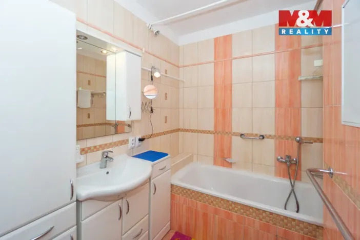 Pronájem bytu 3+kk, Pardubice - Studánka, Dubové návrší, 72 m2