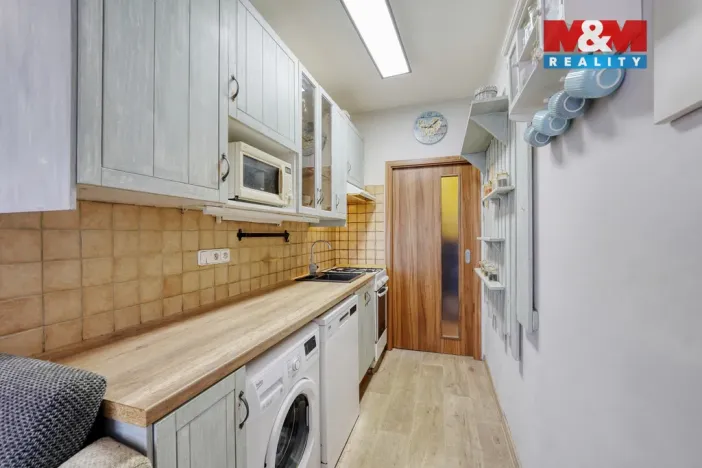 Prodej bytu 2+1, Karlovy Vary - Drahovice, Anglická, 55 m2