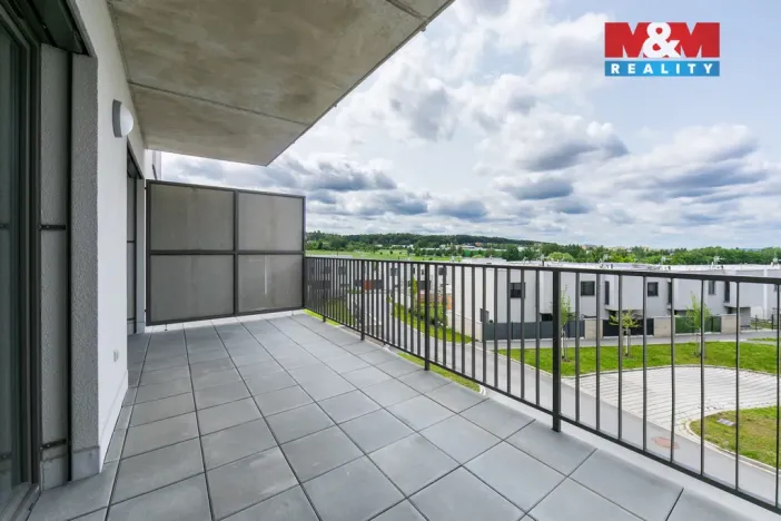 Pronájem bytu 2+kk, Plzeň, Safírová, 66 m2