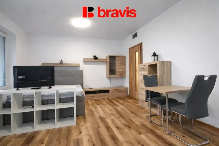 Pronájem bytu 1+kk, Brno - Židenice, Koperníkova, 36 m2