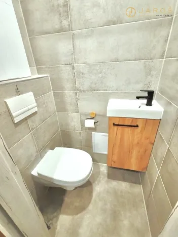 Pronájem bytu 3+1, Cheb, Stavbařů, 84 m2