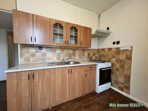 Pronájem bytu 2+1, Praha - Vysočany, Poděbradská, 58 m2