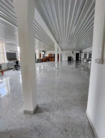 Prodej obchodního prostoru, Přelouč, Sportovní, 1800 m2