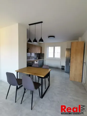 Pronájem bytu 2+kk, Brno - Královo Pole, Božetěchova, 58 m2