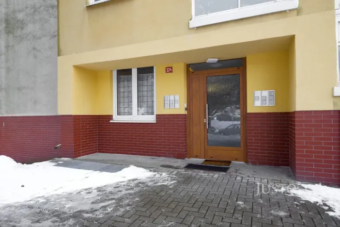 Prodej bytu 3+1, Meziboří, J. A. Komenského, 61 m2