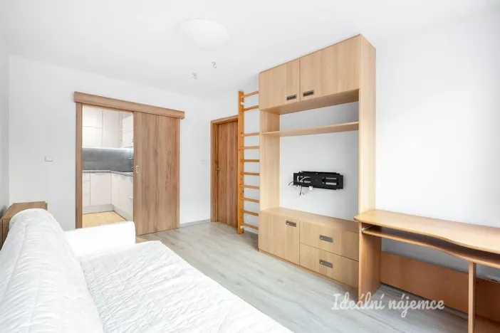 Pronájem bytu 2+1, Praha - Michle, Bítovská, 39 m2