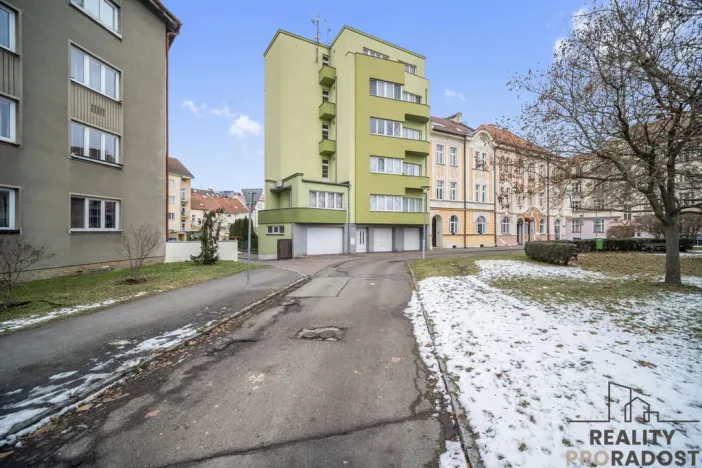 Pronájem bytu 2+1, Pardubice, U Kostelíčka, 89 m2