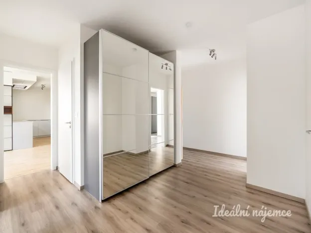 Pronájem bytu 4+kk, Praha - Lipence, Oddechová, 115 m2