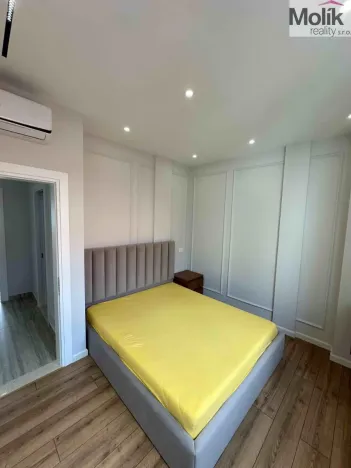 Prodej bytu 2+kk, Drač, 51 m2