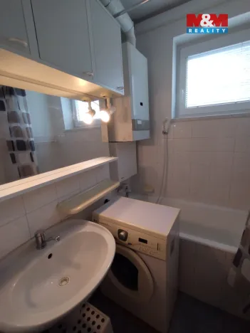 Pronájem bytu 3+1, Frenštát pod Radhoštěm, Školská čtvrť, 73 m2