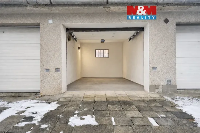 Prodej garáže, Bílovec, Příkopní, 23 m2