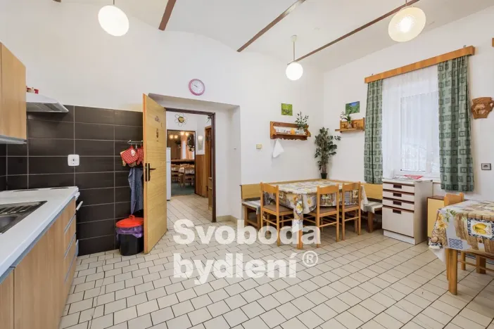 Prodej rodinného domu, Česká Metuje - Skalka, 386 m2