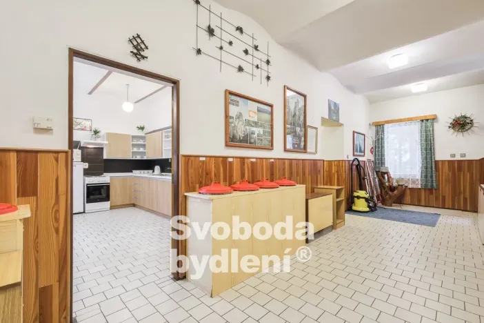 Prodej rodinného domu, Česká Metuje - Skalka, 386 m2