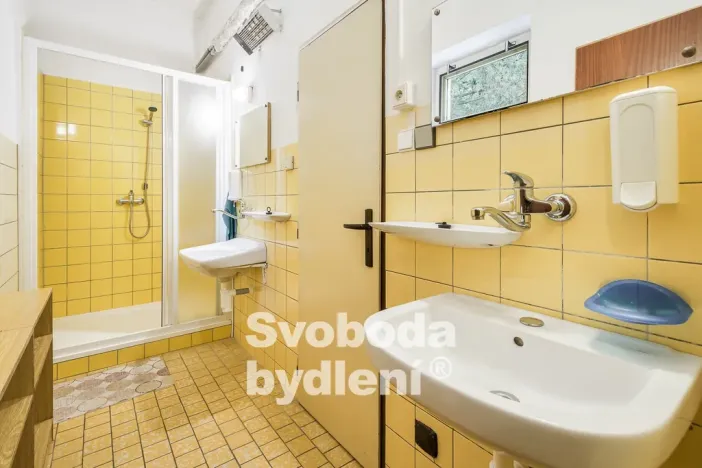 Prodej rodinného domu, Česká Metuje - Skalka, 386 m2