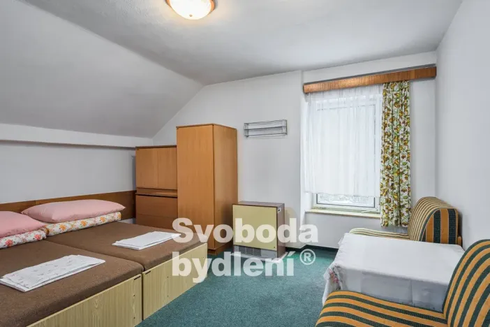 Prodej rodinného domu, Česká Metuje - Skalka, 386 m2