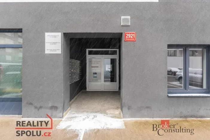 Pronájem bytu 1+kk, Pardubice - Zelené Předměstí, Rokycanova, 29 m2