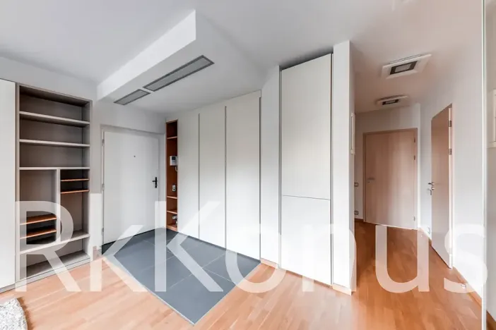 Prodej bytu 2+kk, Praha - Dejvice, Paťanka, 75 m2