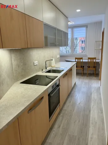 Prodej bytu 4+1, Otrokovice, Nádražní, 96 m2