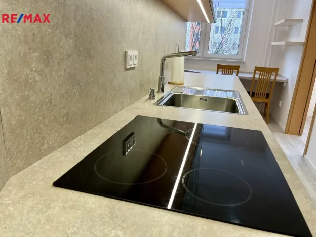 Prodej bytu 4+1, Otrokovice, Nádražní, 96 m2