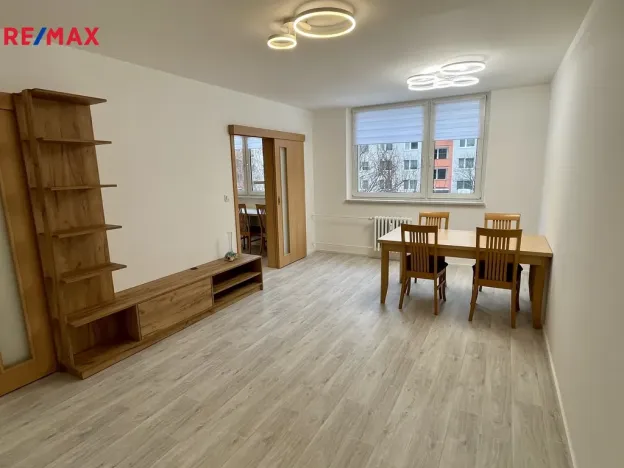 Prodej bytu 4+1, Otrokovice, Nádražní, 96 m2