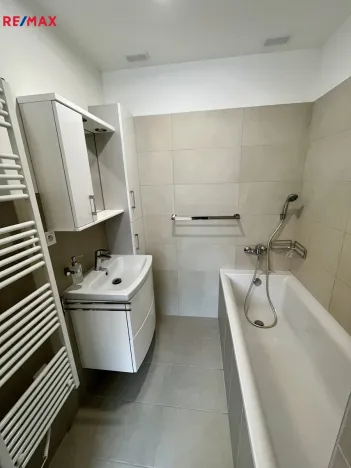 Prodej bytu 4+1, Otrokovice, Nádražní, 96 m2