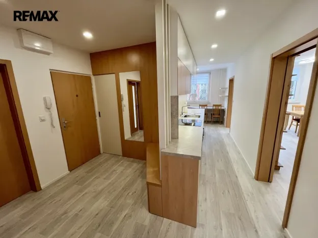 Prodej bytu 4+1, Otrokovice, Nádražní, 96 m2