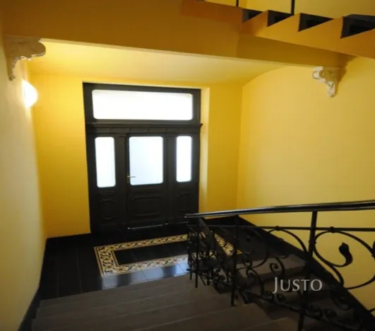 Pronájem bytu 3+1, Praha, Odborů, 96 m2