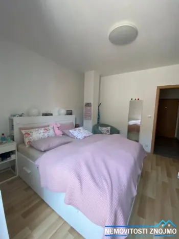 Pronájem bytu 2+kk, Znojmo, Žižkovo náměstí, 44 m2