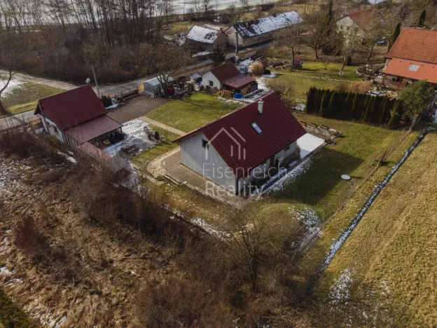 Prodej rodinného domu, Benátky, 145 m2