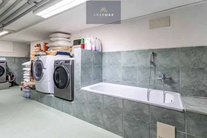 Prodej rodinného domu, Ostrava, Moravská, 498 m2