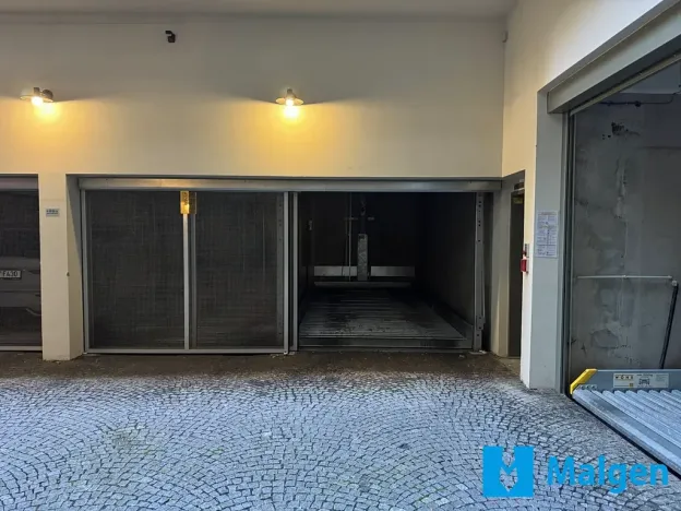 Pronájem garážového stání, Praha - Smíchov, Na Valentince, 10 m2