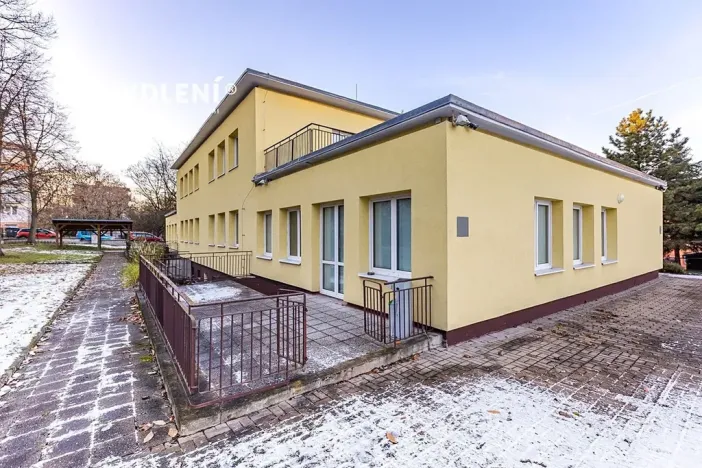 Pronájem komerční nemovitosti, Teplice, Jaselská, 754 m2