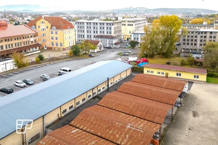 Pronájem obchodního prostoru, Teplice, Zemská, 5600 m2