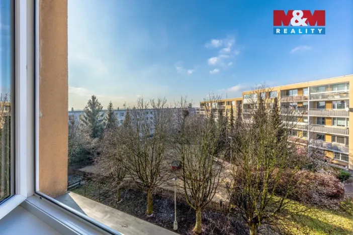 Pronájem bytu 2+kk, Praha - Kobylisy, Chotovická, 43 m2