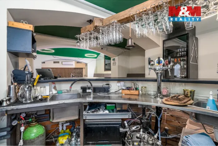 Pronájem restaurace, Praha - Vršovice, Moskevská, 163 m2