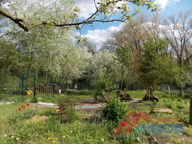 Prodej zahrady, Slaný, Husova, 975 m2