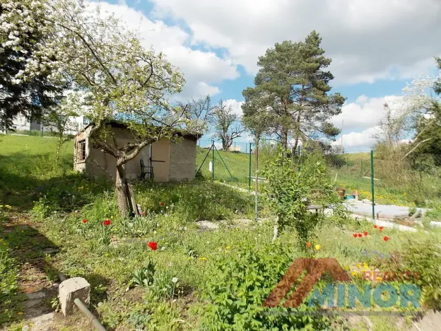 Prodej zahrady, Slaný, Husova, 485 m2