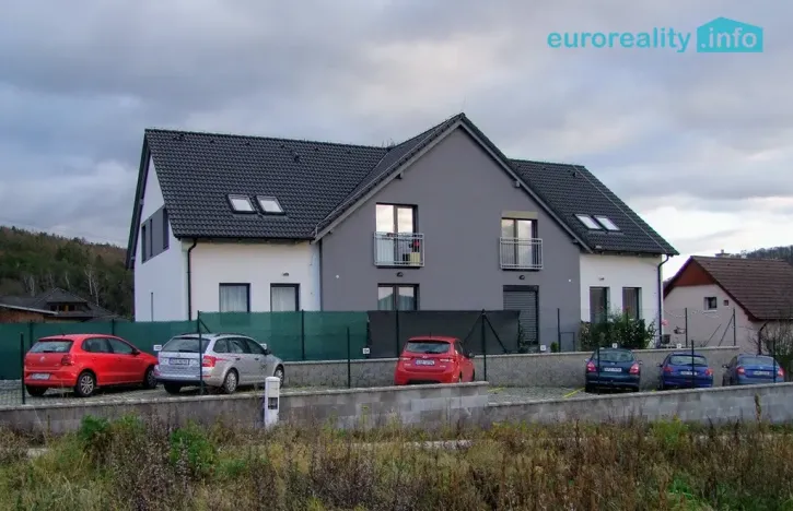 Pronájem bytu 1+kk, Hýskov, Kladenská, 35 m2