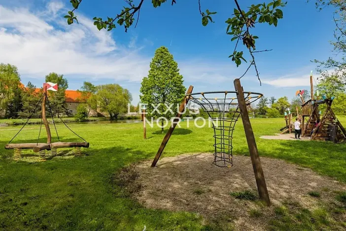 Prodej rodinného domu, Jinočany, Emy Destinové, 139 m2