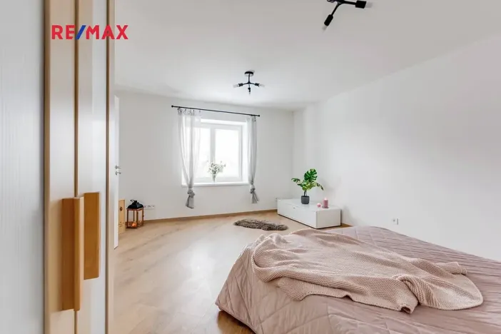 Prodej rodinného domu, Praha - Malešice, Bakalářská, 320 m2