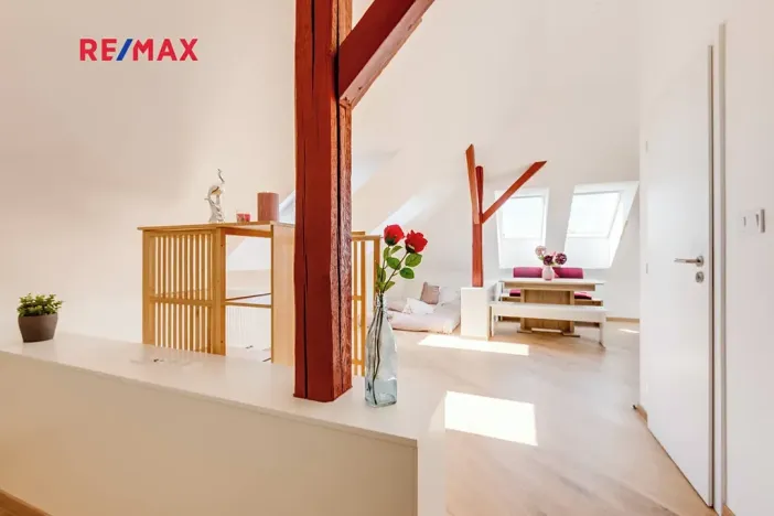 Prodej rodinného domu, Praha - Malešice, Bakalářská, 320 m2