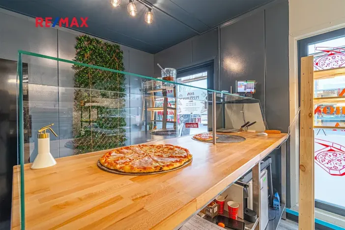 Prodej komerční nemovitosti, Plzeň, 27 m2