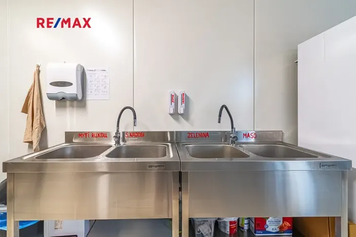 Prodej komerční nemovitosti, Plzeň, 27 m2