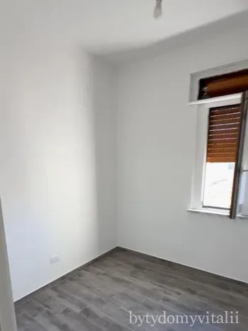 Prodej bytu 3+kk, Scalea, Kalábrie, Itálie, 60 m2