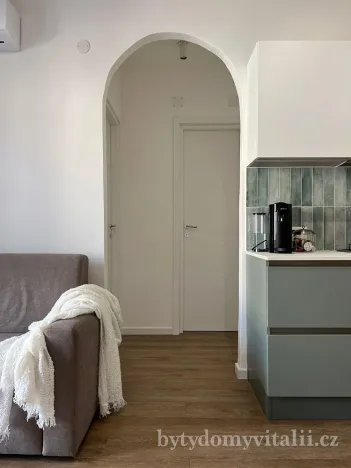 Prodej bytu 3+kk, Scalea, Kalábrie, Itálie, 58 m2