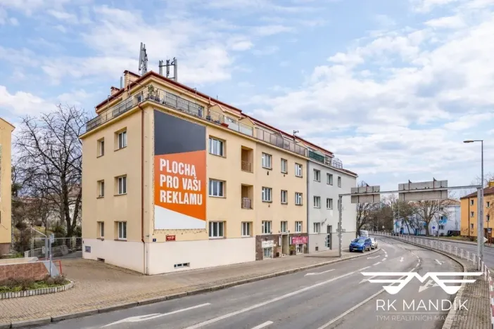 Pronájem bytu 2+kk, Praha - Kobylisy, Kobyliské náměstí, 56 m2