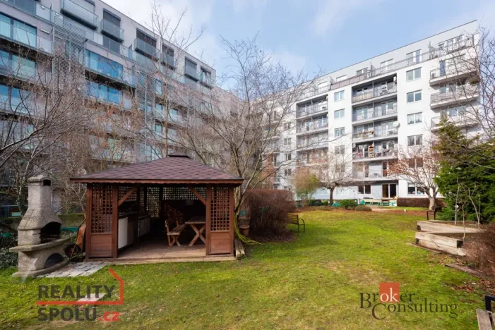 Prodej bytu 3+kk, Praha - Karlín, Křižíkova, 81 m2