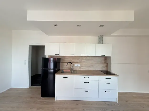 Pronájem bytu 1+kk, Praha - Hlubočepy, Fabiánové, 31 m2