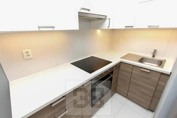 Pronájem bytu 2+1, Praha - Břevnov, Mládeže, 60 m2