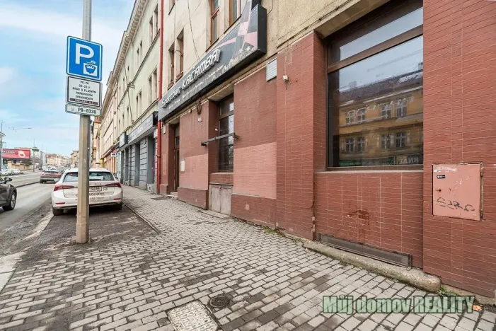 Pronájem skladu, Praha - Libeň, Sokolovská, 240 m2